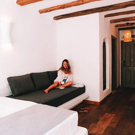 Luxury-pet Friendly Hotel *